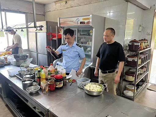 福建:德化雷峰镇双线并进守牢安全底线