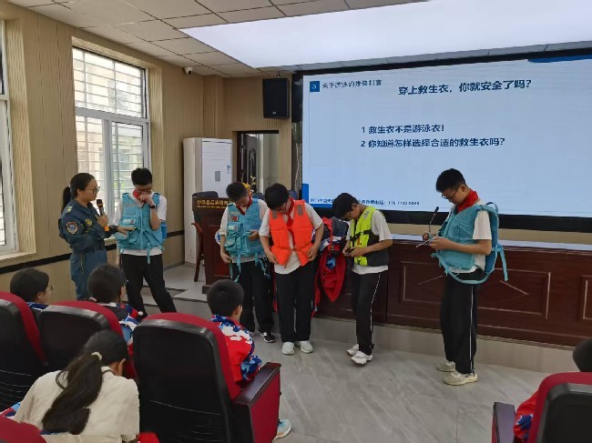 湖北沙洋县后港教育总支：蓝天救援队走进校园开展防溺水安全培训  (图2)