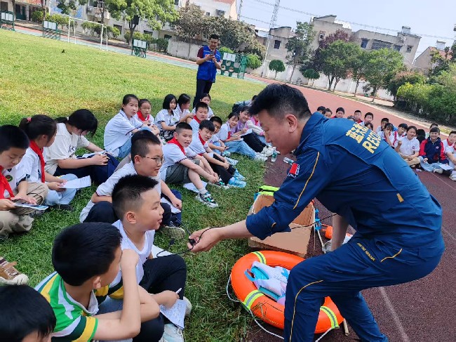 湖北沙洋县后港小学：开展防溺水安全培训 筑牢生命安全防线 
