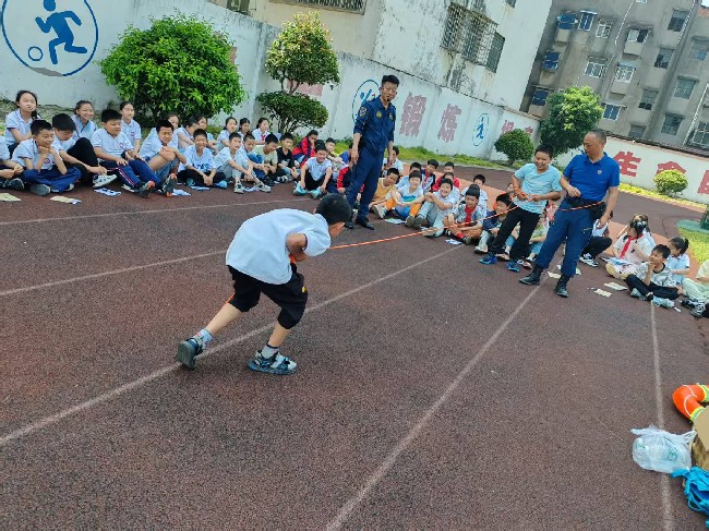 湖北沙洋县后港小学：开展防溺水安全培训 筑牢生命安全防线 (图3)