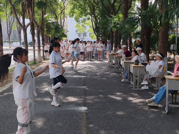湖北沙洋后港小学组织六年级全体学生开展体育达标测试(图3)