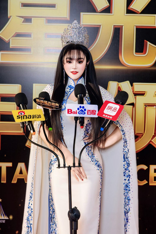 安婷荣任2025栋梁星光盛典荣誉主席 跨界绽放文化魅力(图3)