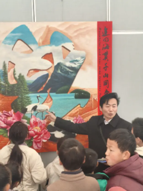 百名少年参观王泓君“丝路福船”湖南站展览(图5)