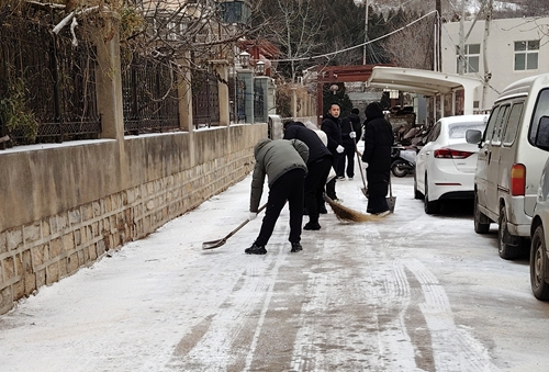 以雪为号丨司氏集团扫雪护行显担当 暖人心(图6)
