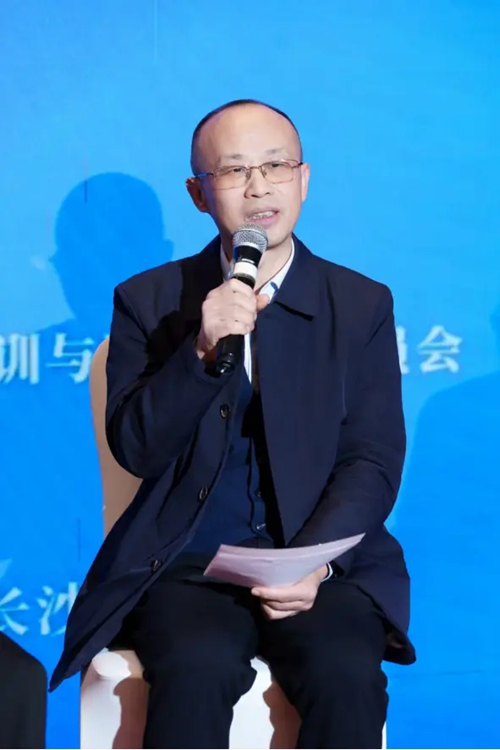 第三届云天大讲堂聚焦上市公司庭外重组,共探市场法治化破局路径(图6) 第三届云天大讲堂聚焦上市公司庭外重组,共探市场法治化破局路径(图6)