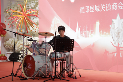 欢声笑语迎新春——霍邱县城关镇商会隆重举办迎新年庆典晚会(图6)