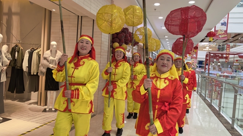 龙腾万达 福满宜昌：2026宜昌万达春节七天乐启幕 非遗表演点亮峡江年味(图4)