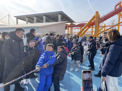 2025—2026赛季吉林省百万青少年上冰雪系列活动暨吉林省青少年冰雪趣味运动会圆满举办(图2) 2025—2026赛季吉林省百万青少年上冰雪系列活动暨吉林省青少年冰雪趣味运动会圆满举办(图2)