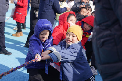 2025—2026赛季吉林省百万青少年上冰雪系列活动暨吉林省青少年冰雪趣味运动会圆满举办(图9) 2025—2026赛季吉林省百万青少年上冰雪系列活动暨吉林省青少年冰雪趣味运动会圆满举办(图9)