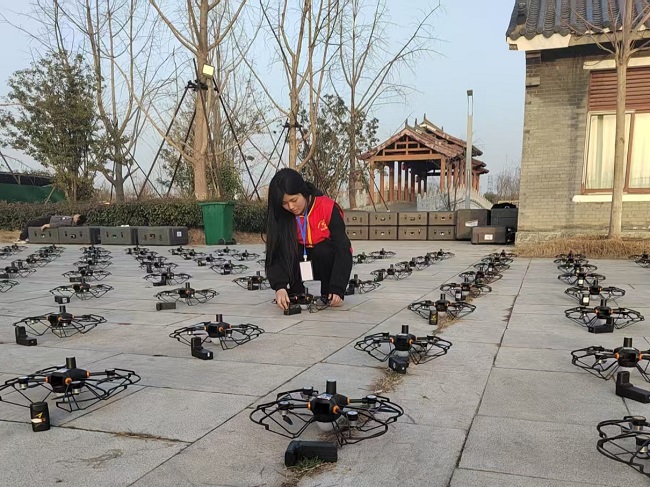 河南睢县凤栖湖景区：志愿服务暖人心 双向奔赴更温暖(图2)