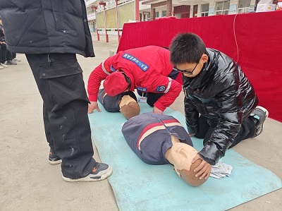 郭村镇：雷锋故事进校园 安全护航伴成长(图4)