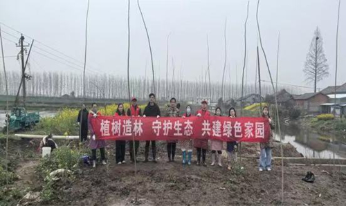 春潮涌动添新绿 各地义务植树忙(图2)