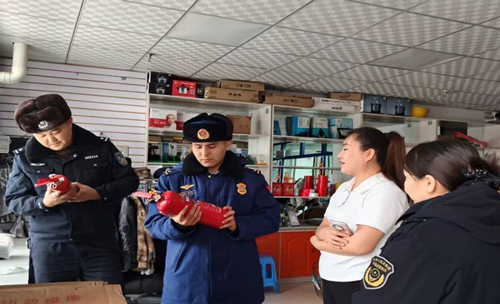 福海县消防救援大队联合多部门开展消防产品专项检查暨科普宣传活动(图1) 福海县消防救援大队联合多部门开展消防产品专项检查暨科普宣传活动(图1)