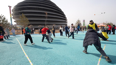 燃冬少年·冰雪同行——“吉林银行北吉星杯”亲子冰雪运动会圆满落幕(图2)