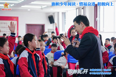 梧桐少年爱阅读 童话名家进校园——著名作家鲁冰老师走进安新小学(图10) 梧桐少年爱阅读 童话名家进校园——著名作家鲁冰老师走进安新小学(图10)