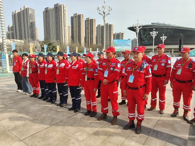 一抹志愿红,守护梨花海——中志协应急委安徽宿州服务队应邀参加梨花节开幕式保障 (图3) 一抹志愿红,守护梨花海——中志协应急委安徽宿州服务队应邀参加梨花节开幕式保障 (图3)
