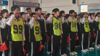 红船映初心 盘锦弘毅中学举办红色剧本演绎公益实践活动(图1)