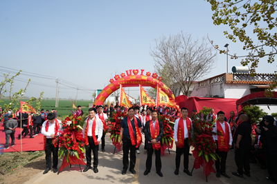 慎终追远承祖德 同心聚力续家风——2026山东峄县大河涯赵氏清明祭祖大典圆满举行(图2) 慎终追远承祖德 同心聚力续家风——2026山东峄县大河涯赵氏清明祭祖大典圆满举行(图2)