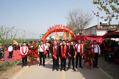 慎终追远承祖德 同心聚力续家风——2026山东峄县大河涯赵氏清明祭祖大典圆满举行(图6) 慎终追远承祖德 同心聚力续家风——2026山东峄县大河涯赵氏清明祭祖大典圆满举行(图6)