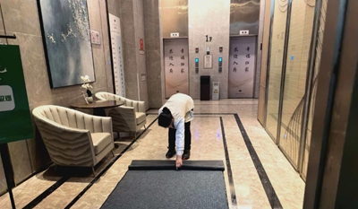 迎战持续强降雨,金茂服务以细致守护保障业主安心归家(图1) 迎战持续强降雨,金茂服务以细致守护保障业主安心归家(图1)