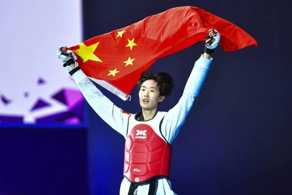 山西16岁小将任鲲跃跆拳道世青赛摘金(图1)