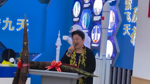 春日竹韵·果园书香——果园路社区开展世界读书日女性阅读活动(图3)