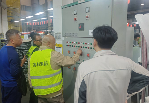 青岛海尔特种电冰柜有限公司（商用冷柜） 消防救援大队赴商用冷柜开展消防安全督导(图5)