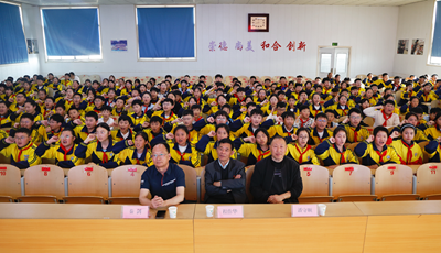 学礼仪·润童心｜峄城区实验小学开展公益文明礼仪课堂活动(图4)