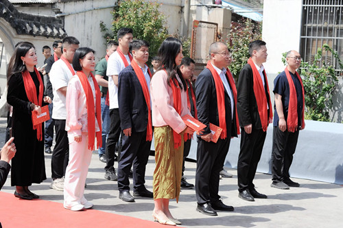 卢钧窑隆重举行第七代弟子拜师暨开窑盛典(图8)