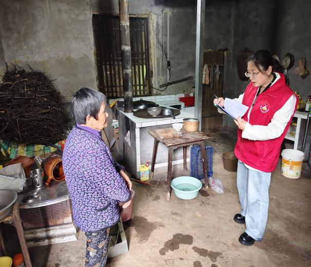 赫山区“暖心厨房”项目全面启动 困难家庭厨房改造需求摸排有序推进(图3)
