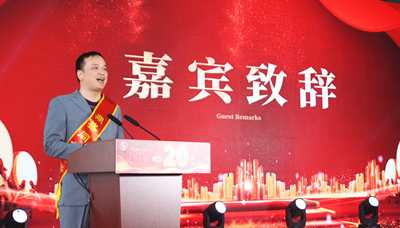 إ�ض�ʢ  �ж�ͬ�С���ɽ����ʢ��������20�������ʢ�����(ͼ10)