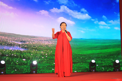 إ�ض�ʢ  �ж�ͬ�С���ɽ����ʢ��������20�������ʢ�����(ͼ13)