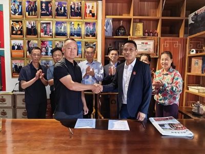 中国白兰地黄石运营中心采购殷祖印子粑一千万斤签约，助力乡村振兴(图6)