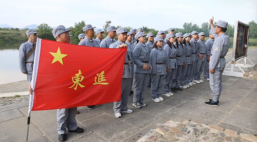 “重走铁军东进路”首发团启动——穿上新四军军装，踏上88年前东进抗日路(图1)