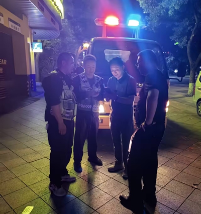浙江交通集团绍兴中心天台驻地 连夜应急救援爆胎车辆守护平安(图5)