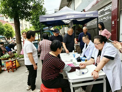 守护“夕阳红”，健康暖人心——四季红镇开展老年人健康筛查活动(图2)