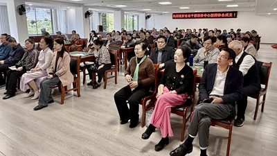莫道桑榆晚，为霞尚满天｜这堂高级思维课，让每一张牌都充满了智慧的温度(图4)