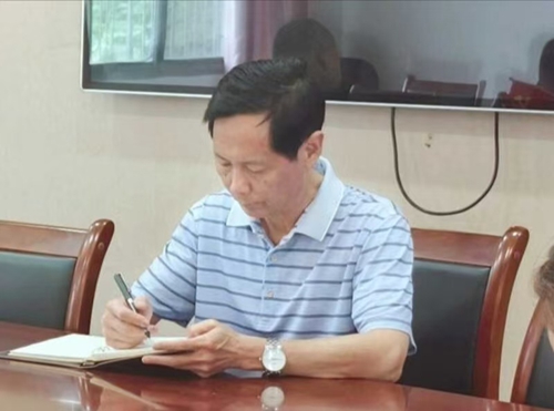  八年驻村守初心 扎根山村写担当——记秭归县沙镇溪镇倒座铺村原驻村第一书记宋秀万(图1)
