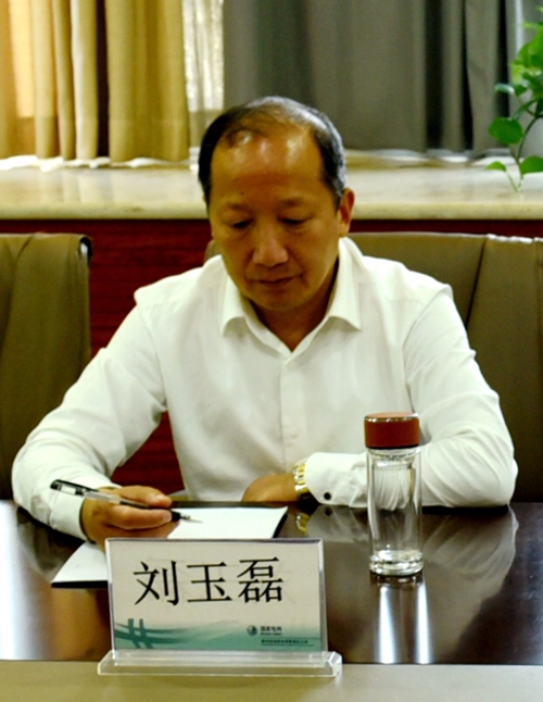 心怀桑梓不忘本 建功故里报乡情(图1)