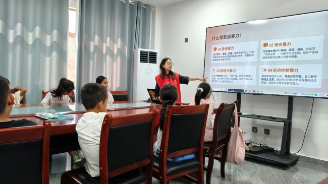 法治润心服务彝乡少年 玉师社工学子三下乡扎根基层大思政课(图2)