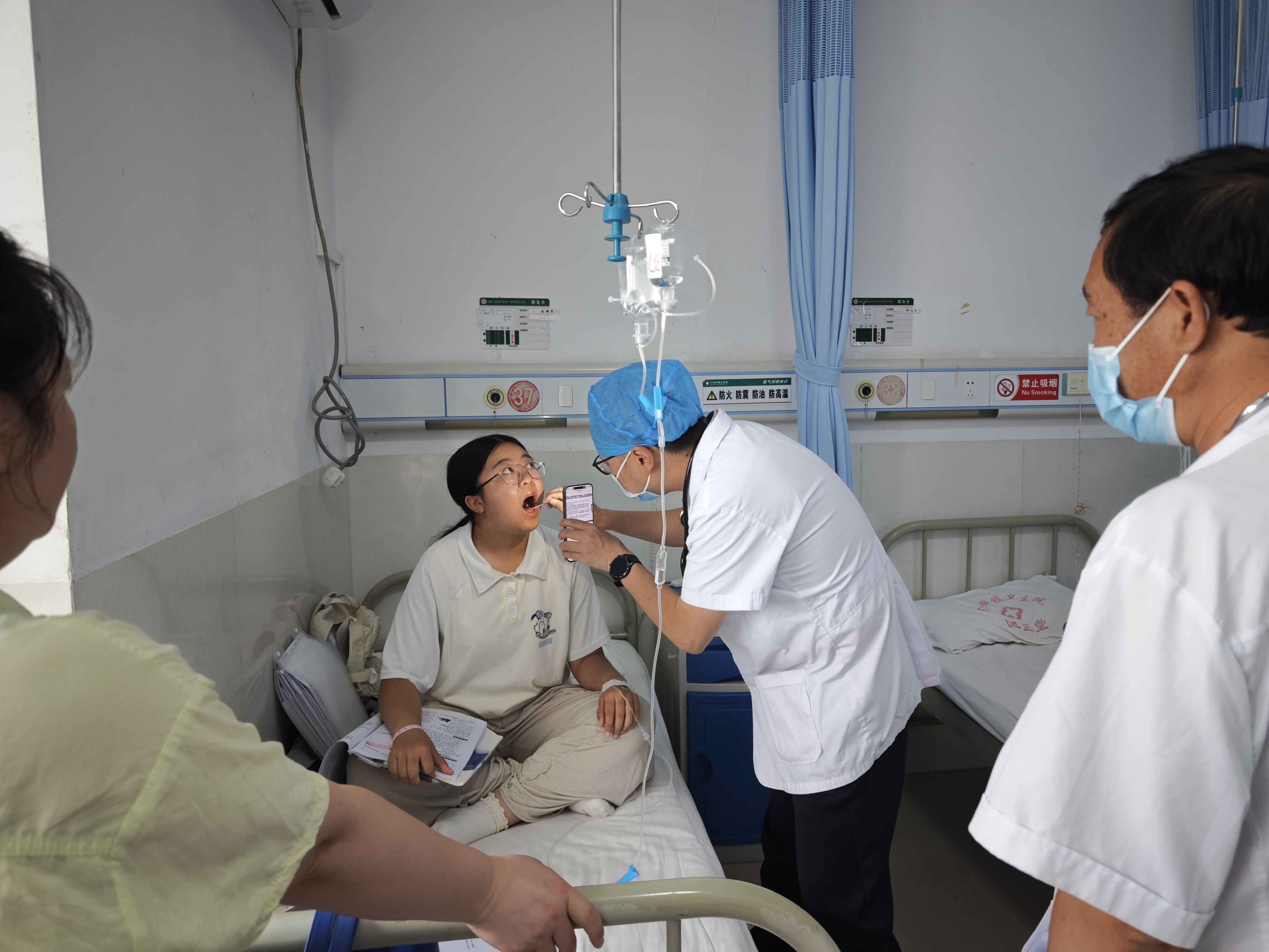 医共体聚力织密健康网  下沉助基层守群众安康  ——一面锦旗背后看基层医疗的提质蜕变(图7)