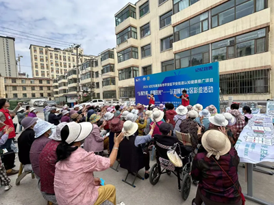 “以爱为笔，绘暖时光”——认知障碍社区彩绘活动(图3)
