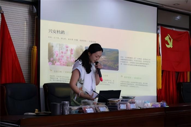 东北林业大学青年学子以园艺实践探索养老机构康养助老路径(图2)