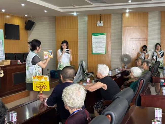 东北林业大学青年学子以园艺实践探索养老机构康养助老路径(图3)