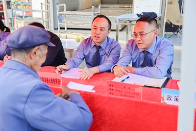 �ϼ��գ�������조��̯���ˣ�(ͼ10)