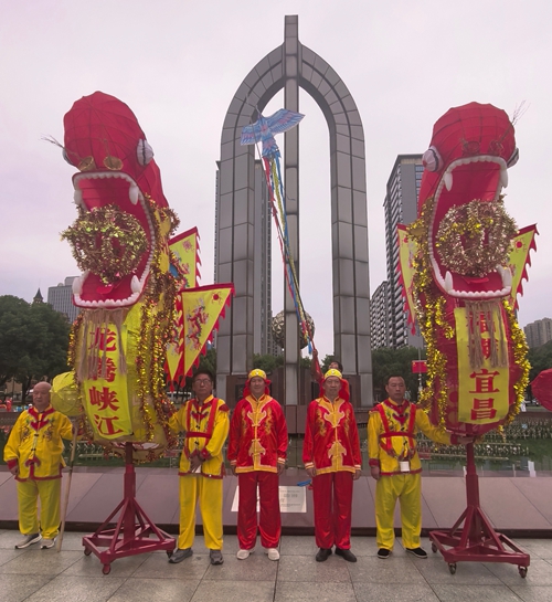 民俗荟萃迎华诞 百姓舞台动人心——五一广场国庆展演精彩上演