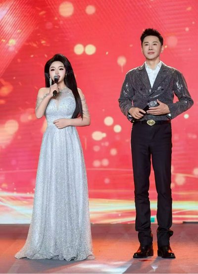 中国教育电视双台联动庆华诞：肖贵宁、安婷联袂执麦奏响共鸣曲(图3)